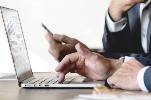 【疫情正式开始的时间是几几年/疫情正式开始的时间是几几年开始的】